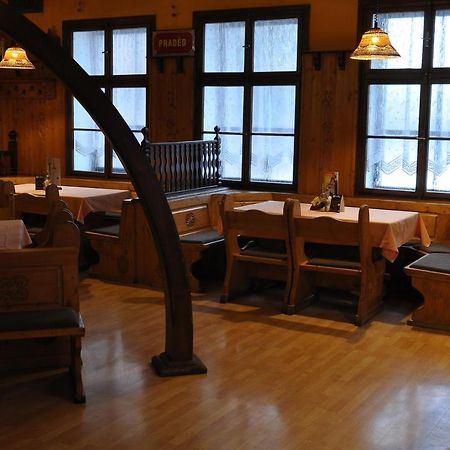 Hotel Praded Rýmařov Extérieur photo